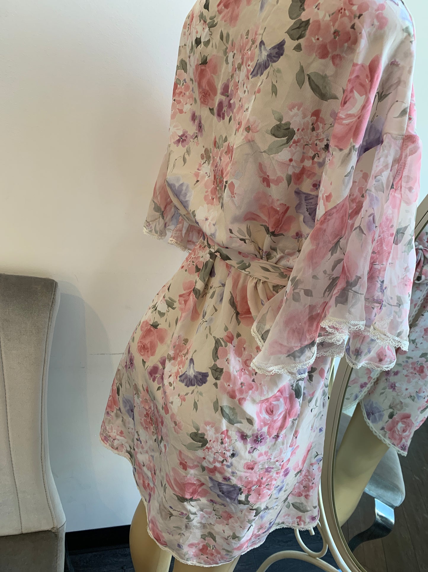 Flowy Floral Robe