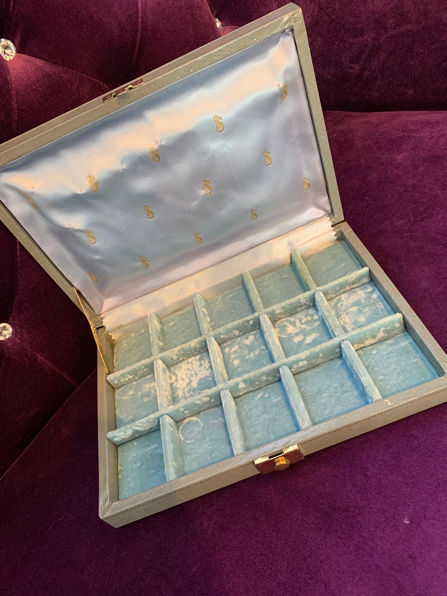 Skinny Jewelry Box
