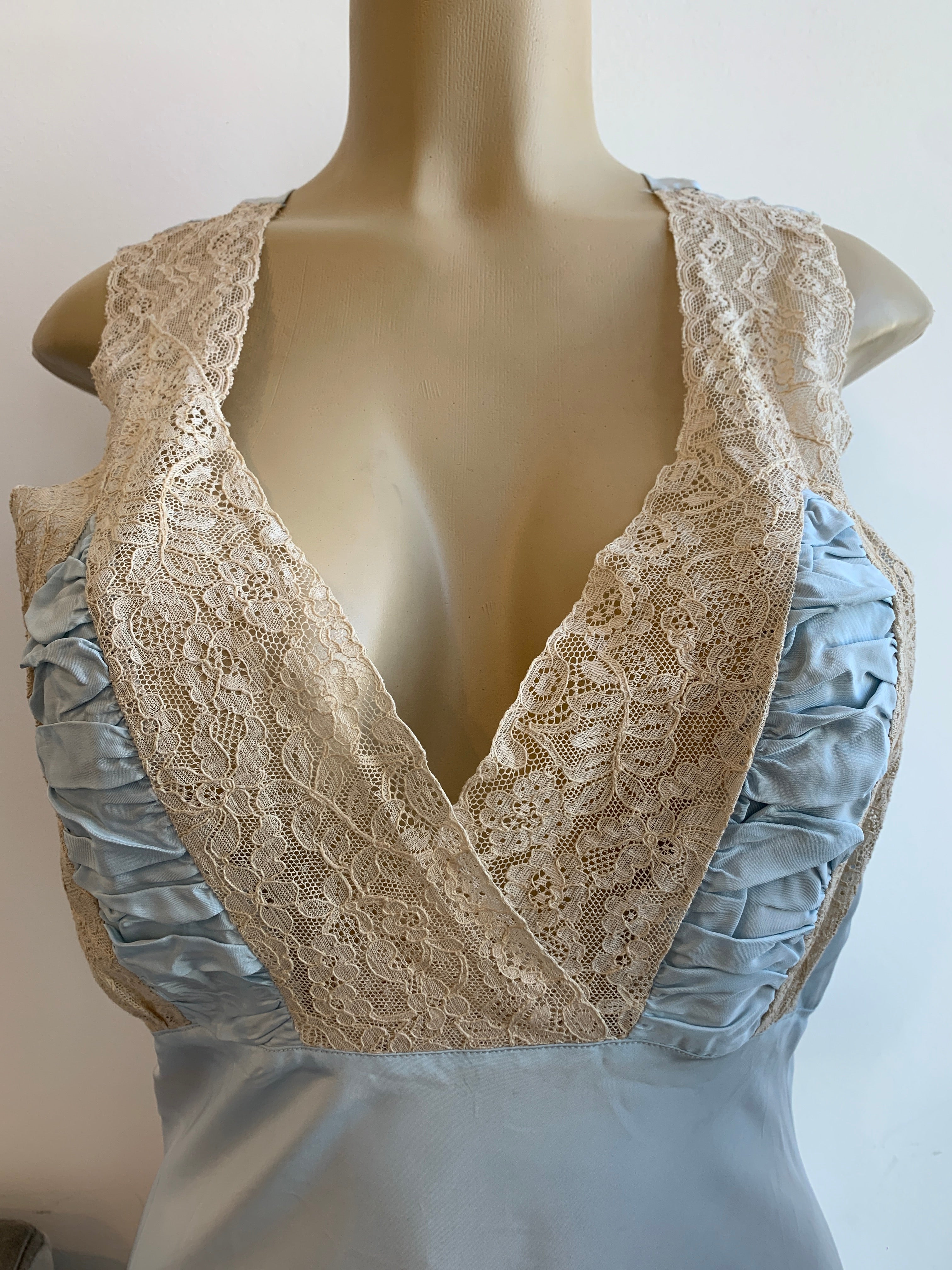1920s Nightgown